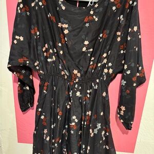 Chic Floral Long Sleeve Dress